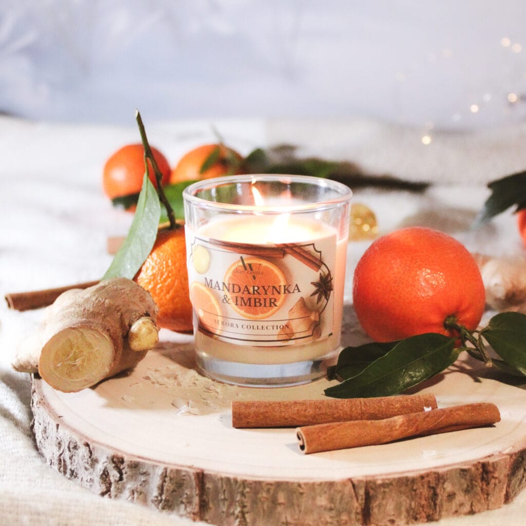 Zapalona świeca sojowa Mandarynka & Imbir 130 ml – kompozycja z owocami cytrusowymi, imbirem i cynamonem